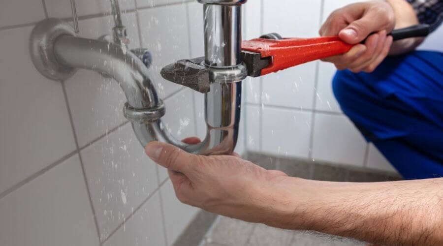Local expert plumbing services in Selma, IN